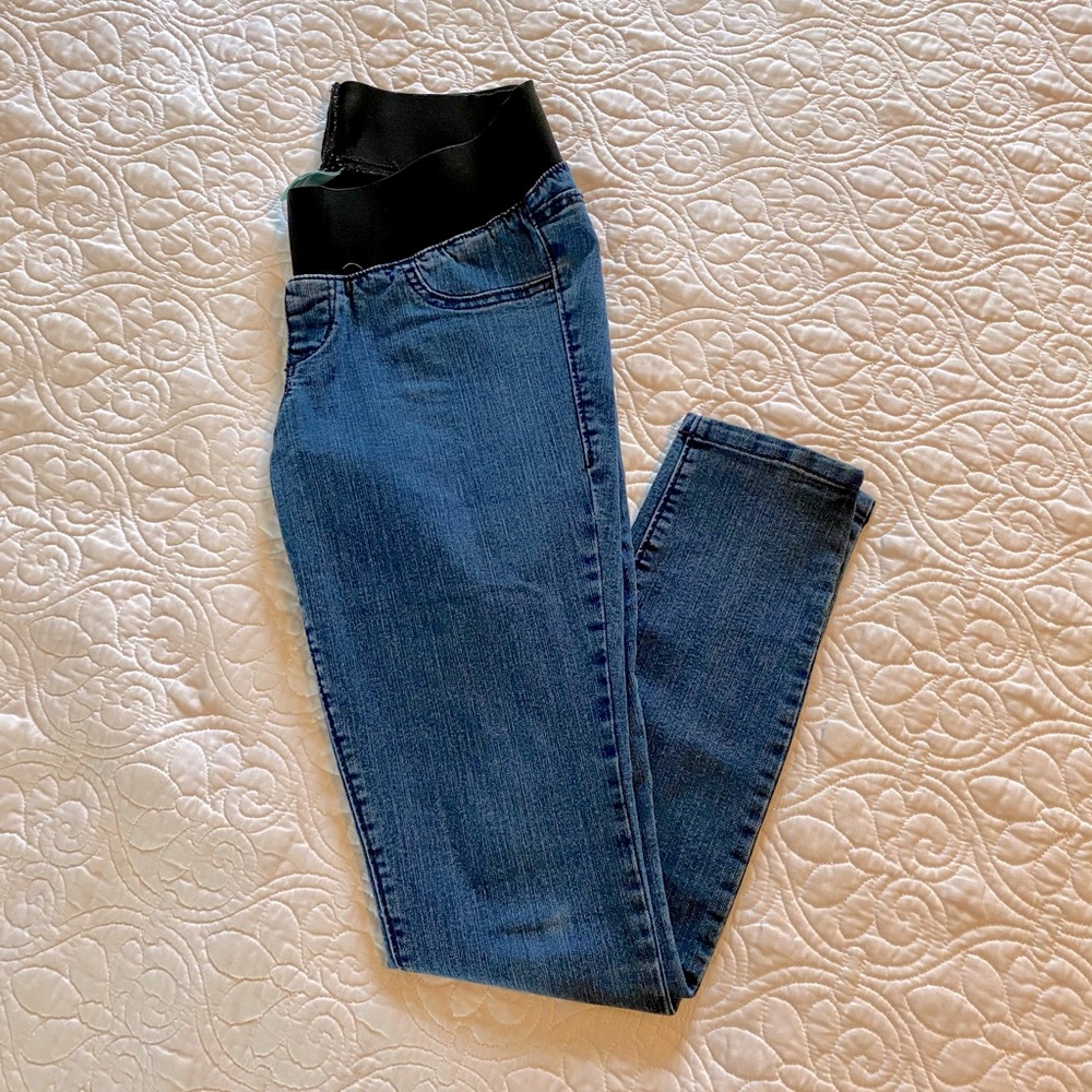 Old Navy maternity jeans